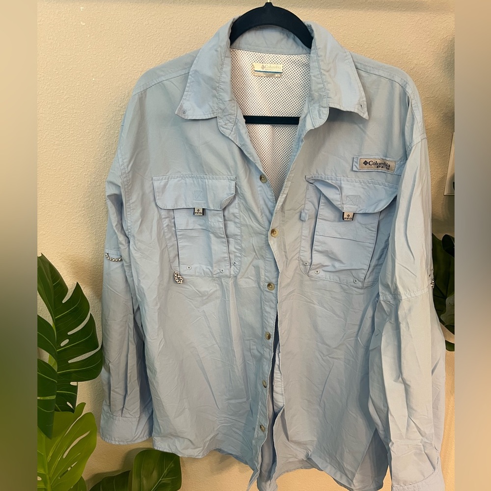 Columbia button up PFG